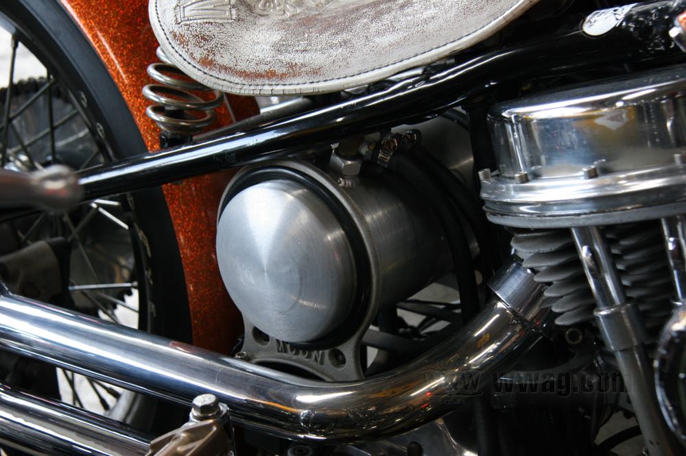 W&W Cycles - Moon Chopper Oil Tanks W&W Cycles - Moon Chopper Oil Tanks