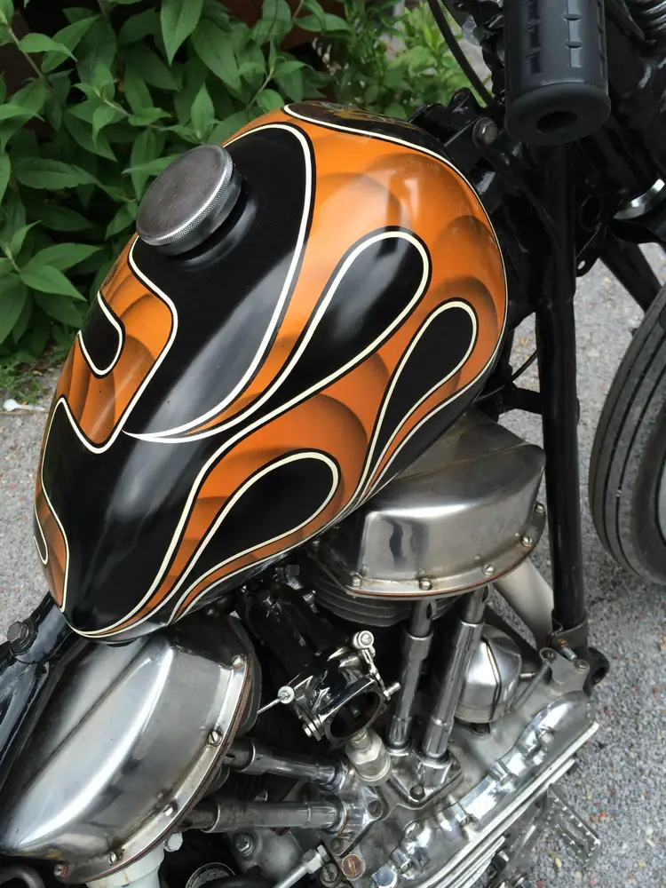 Lowbrow P-Nut Gas Tank, volume: 6.8 l