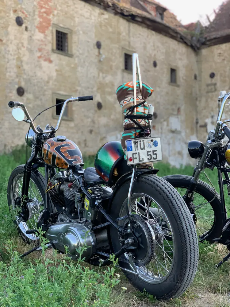 Lowbrow P-Nut Gas Tank, volume: 6.8 l