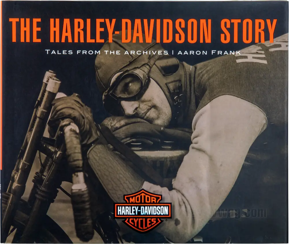 爆買いしたい W&W Cycles - The Harley-Davidson Story - Tales from the Archives 洋書