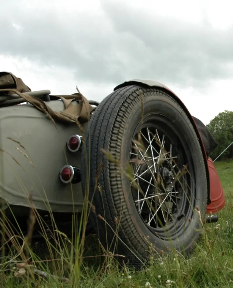W&W Cycles - Tire »E270 Super Classic« by Shinko Motorcycle