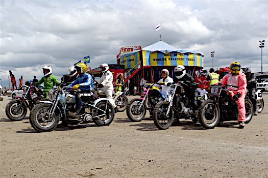 2016 - Dirt Quake V, England (Dirt as Dirt Can)