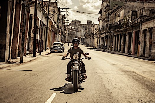 2013 Cuba - Màs Revoluciones