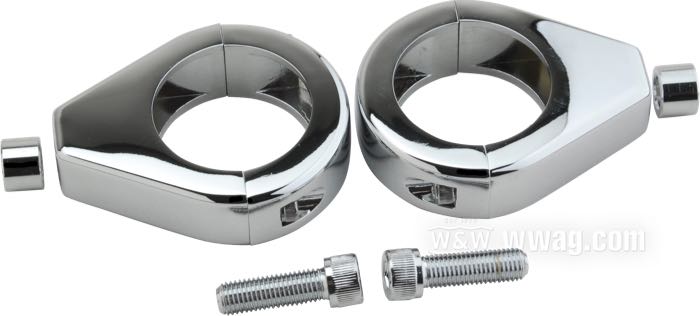 Morsetto di montaggio; per Frecce / Steli di forcella; alluminio billet, cromato; altezza: 19 mm; Ø 39 mm; con viti fissaggio 5/16”-24 x 1”, viti serraggio 8-32 x 5/8”; peso lordo: 360 g