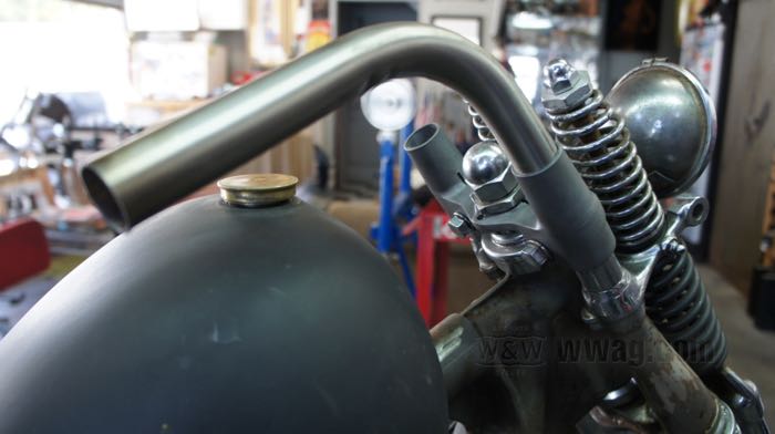 Gabelbrücke »Inline« von Cro Customs; für Springer Gabel; passend für 1936-early 1946 Big Twin, 1940-1957 45 cui/750cc; Stahl, parkerisiert; Bruttogewicht: 787 g