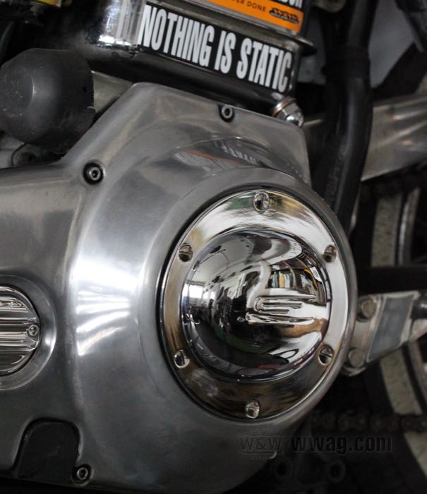 Coperchio frizione »Old Style«; atto per Shovelhead e Evo Big Twin 1970-1998; acciaio, cromato, con il emblema Bird, 6 viti; peso lordo: 400 g