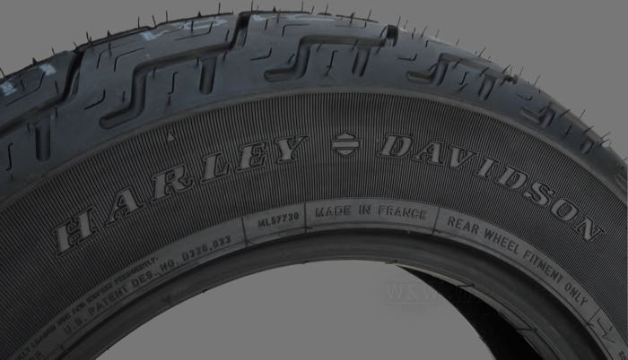 Pneumatico »D402 Touring Elite« di Dunlop; gomma / acciaio, con tratto HD; Punto installazione: posteriore; MT90B16 74H; per uso senza camera; rimpiazza OEM HD 43102-91B; omologato ECE R75, omologato DOT; peso lordo: 7.85 kg