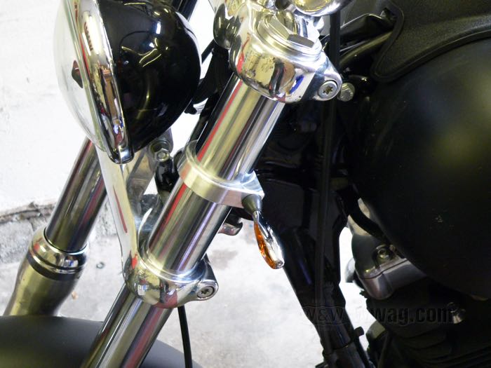Montageklemme von MF Cycles; für Blinker / Gabelstandrohre; Billet-Aluminium, poliert; Ø 49 mm; Deutschland; Bruttogewicht: 127 g