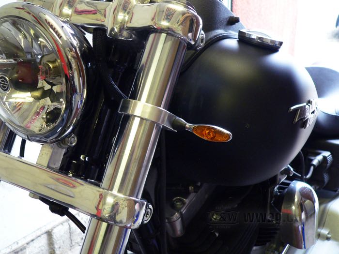 Montageklemme von MF Cycles; für Blinker / Gabelstandrohre; Billet-Aluminium, poliert; Ø 49 mm; Deutschland; Bruttogewicht: 127 g