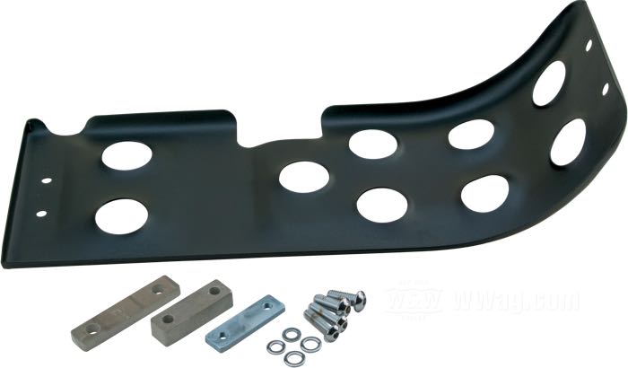 Plateau de protection carter-moteur »Baja Heavy Duty « de LeBeeF; adaptable à Sportster 2004-2020; acier, noir, finition époxy / vermiculé; longueur x largeur: 55 x 19.5 cm; avec nécessaire de montage; Suède; poids brut: 950 g