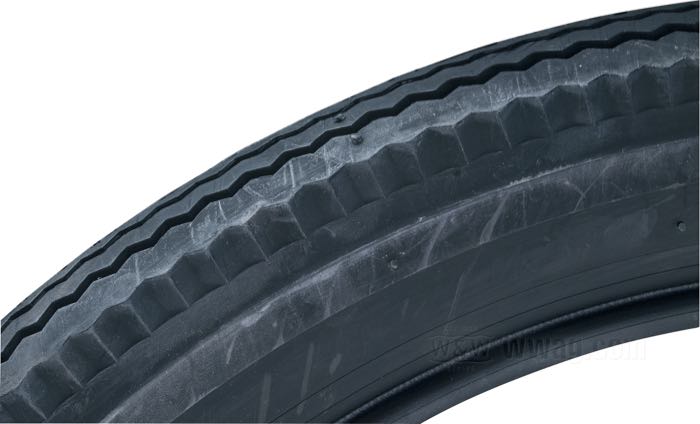 Clincher tire »Classic Ribbed« by Coker Tire; for 22” clincher rims; rubber, 4-ply; position: front or rear; size: 28(22) x 3”; gross weight: 4.56 kg