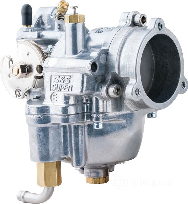 Adaptateur de Bates; pour Carburateurs S&S Super E et G; pour filtres à air ovales et autres filtres à air avec schéma des vis Tillotson, Bendix ou Keihin (sauf CV); alu billet, satiné; longueur: 1”; épaisseur: 25 mm; Allemagne; poids brut: 50 g