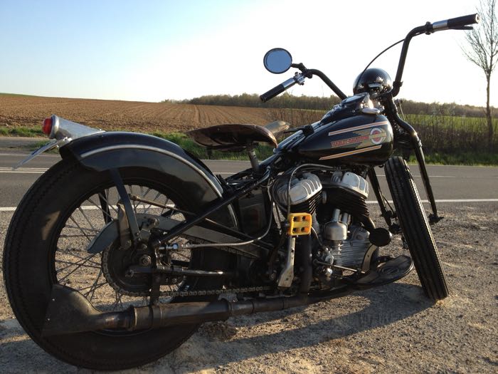 Parafango posteriore »Cal Bobber«; atto per modelli 45cui/750cc 1937-1952; acciaio, naturale; peso lordo: 3 kg