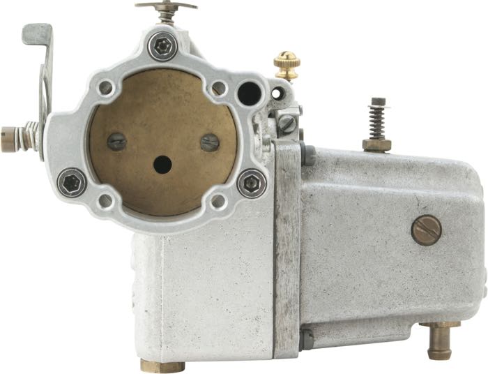 Adattatore di Bates; per Coperchi di carburatori Linkert su S&S L-Series; alluminio, finitura a macchina; spessore: 11 mm; Germania; peso lordo: 23 g