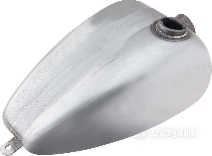 Depósito de gasolina »Mustang« de Paughco; acero; volumen: 11.4 l; tapón necesario: cierre de bayoneta 1955-1982; tapón necesario: 1 x ventilado; grifo de gasolina necesario: 3/8” NPT; grifo de gasolina necesario: 3/8” NPT; EE. UU.; peso bruto: 4.73 kg