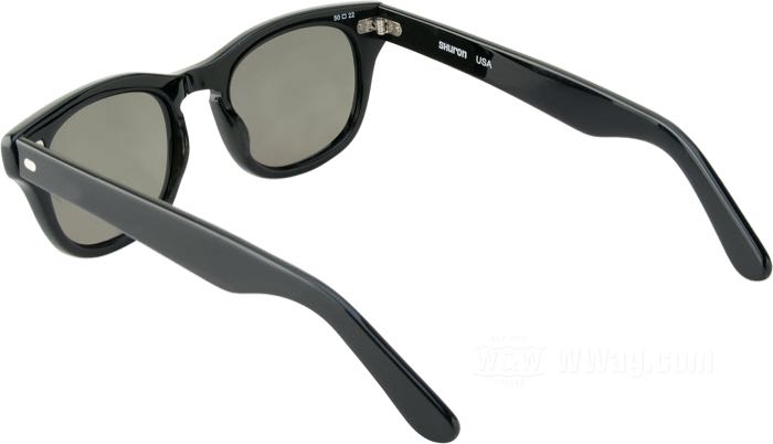 Lunettes de soleil »Sidewinder« de Shuron; métal / plastique / uréthane, noir ébène; matériel des verres: Trivex; couleur/type des verres: G-15 vert/gris; largeur des verres G: 50 mm; mesure en travers du nez N: 22 mm; avec étui de protection; USA; poids brut: 253 g