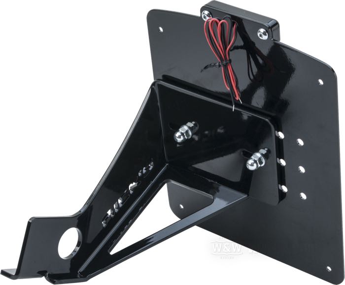 Nummernschildhalter seitlich von Rick’s; passend für Sportster 2005-2020; Edelstahl, schwarz, kunststoffbeschichtet; Breite x Höhe: 180 x 200 mm; 12 V; mit Kennzeichenbeleuchtung; mit Befestigungsteilen; ohne Prüfzeichen; Deutschland; Bruttogewicht: 1.64 kg