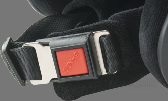 Release button; for Bandit open face helmet; plastic, red; gross weight: 1 g