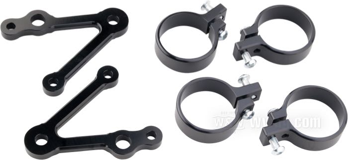 Supports phare »Six Days« de LSL; pour Phare avec support latéral; avec perçages pour les fixations de clignotants.; alu billet, anodisé noir; longueur: 115 mm; pour Ø tubes de fourche: 41 mm; poids brut: 240 g
