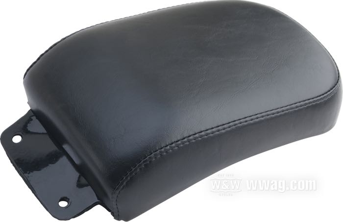 Cuscino passeggero »Bare Bones Standard« di Le Pera; atto per FXST 1984-1999 (130 mm pneum. post.); similpelle, nero, altezza anteriore: 7 cm / altezza posteriore: 5 cm; lunghezza x larghezza: 31 x 17 cm; U.S.A.; peso lordo: 1.3 kg