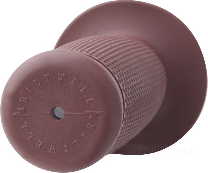 Grip set by Biltwell Inc.; fits handlebar controls 1974→; TPV (thermoplastic vulcanizate), crimson red; inner-Ø left: 1 ”; inner-Ø right: 1-1/8 ”; gross weight: 217 g