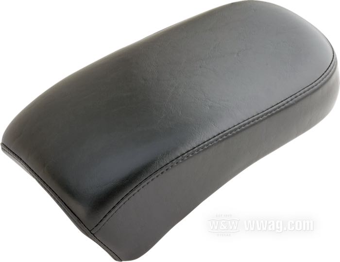 P-Pad »Standard« von Le Pera; für Le Pera Bare Bones & Silhouette Solositze; passend für Sportster 2004-2006 und 2010→; Kunstleder, schwarz; L x B x H: 31 x 18.5 x 6.5 cm; USA; Bruttogewicht: 1.34 kg