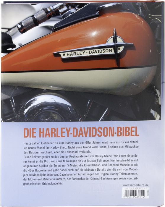 Libro »Restaurierung - Kaufberatung - Technik: Harley-Davidson«; carta, 1ra Edizione; larghezza x altezza: 22 x 27.5 cm; di Bruce Palmer III; copertina rigida; bianco e nero; 640 pagine; tedesco; ISBN: 978-3-613-03701-4; peso lordo: 1.8 kg