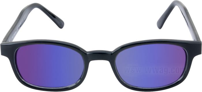 Sonnenbrille von Original KD’s; Polycarbonat; Breite: 132 mm; Material der Gläser: Polycarbonat; Farbe/Typ der Gläser: bunt verspiegelt; Breite der Gläser G: 47.5 mm; mit Stoffetui; Bruttogewicht: 31 g