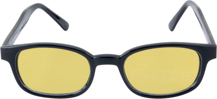 Sonnenbrille von Original KD’s; Polycarbonat; Breite: 132 mm; Material der Gläser: Polycarbonat; Farbe/Typ der Gläser: polarisierend / gelb; Breite der Gläser G: 47.5 mm; mit Stoffetui; Bruttogewicht: 22 g