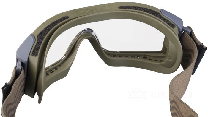 Goggles »X1000« by Bollé; TPV (thermoplastic vulcanizate), olive green; width x height: 175 x 70 mm; net weight: 106 g; lens material: polycarbonate; lens color/type: clear; can be worn on top of subscription glasses and sunglasses; with rigid carry case; gross weight: 262 g