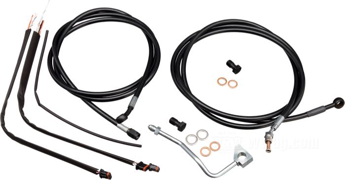 Kit di cavi e condotto freno di Burly Brand; atto per per FLHT/C/U and FLHX 2014→ (con ABS); acciaio / vinile / rame / plastica, nero, satinato; altezza massima del manubrio: 33 cm; condotto freno (centro banjo → centro banjo): 188 cm / 163 cm; cabblaggi: 38.5 cm; con istruzioni; senza marchio omologazione; peso lordo: 864 g