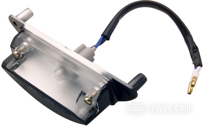 Illuminazione targa »Mezzaluna«; uscita del fascio a 45°; plastica, nero; L x A x P: 119 x 35 x 29 mm; tipo di lampadina: W5W; 12 V; basetta: W2.1x9.5d; omologato E3; peso lordo: 60 g