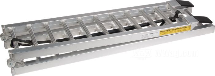 Rampa de carga »Pro« de New Age Industrial; capacidad de carga max. 460 kg; aluminio; largo x ancho: 230 x 30 cm; peso neto: 12 kg; EE. UU.; peso bruto: 9.5 kg