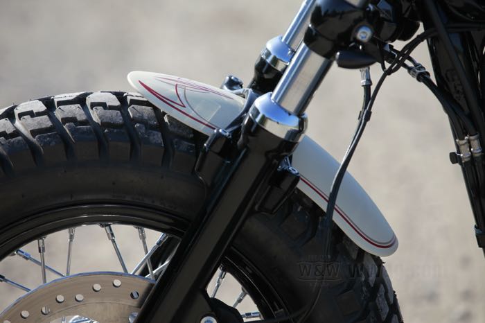 Front fender »Street« by Rick’s; fits Sportster Forty-Eight 2010-2020; GRP, primer-coated; for tire: 16 ”; rim width: 3 ”; Germany; gross weight: 236 g