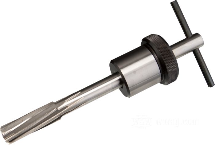 Alesatore; per Boccola / Albero distribuzione; atto per Knucklehead/Panhead 1936-1953, Big Twin Flathead 1937-1948; Ø 11/16”; con boccole guida; rimpiazza OEM HD 94811-36; U.S.A.; peso lordo: 720 g