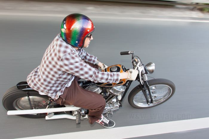 Springer Gabel »Classic Inline« von Samwel Supplies; passend für Knucklehead 1936, Big Twin 1937-early 1946; Stahl, schwarz, kunststoffbeschichtet, Innengewinde Steuerkopf: 3/4”-14 UNS, Außengewinde Steuerkopf: 1”-24 UNS, verchromte Federn; Länge: 48.5 cm; Rake: 0 °; Über-/Unterlänge: Serie; ersetzt OEM HD 2601-36 und 45515-36; mit Prüfbericht; Europa; Bruttogewicht: 20.12 kg