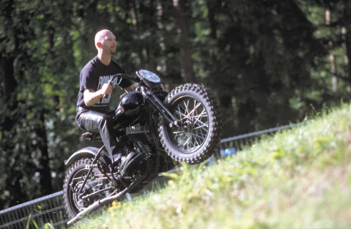 Telaio di Samwel Supplies; atto per modelli W e WR 45”/750 cc 1941-1952; acciaio / stampaggio acciaio; rimpiazza OEM HD 47006-48R; Europa; peso lordo: 25 kg
