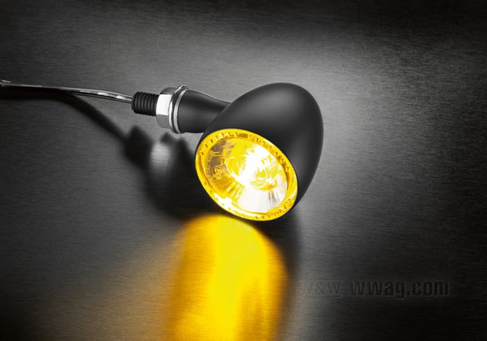 Intermitente »Bullet 1000 Extreme« de Kellermann; aluminio / vidrio acrílico, negro; fondo: 50 mm; Ø 39 mm; tipo de bombilla: LED; rosca: M8; 12 V; 3 W; posición: delantero y trasero; homologado E13; Alemania; peso bruto: 180 g