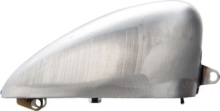 Gas tank »King«; fits Sportster 1995-2003; steel, bare; volume: 11.7 l; required gas cap: 1 x vented / screw-in 1983→; required petcock: M22 x 1; required petcock: M22 x 1; with rubber mounts; gross weight: 4.87 kg
