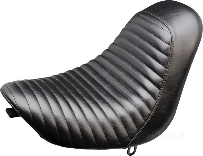 Selle mono »Bare Bones Pleated« de Le Pera; adaptable à Deuce 2000-2007; simili cuir, noir; longueur x largeur: 53 x 33 cm; USA; poids brut: 4.61 kg