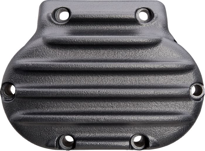 Tapa lateral »Snatch« de EMD; para Transmisión; apropiado para Touring y Softail 1987-2006, Dyna →2005, FXR 1987→ von mandos avanzados; accionamiento del embrague por cable; aluminio fundido, negro, recubierto en epoxy; Francia; peso bruto: 1.32 kg