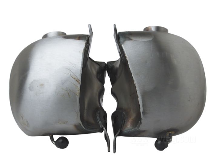 Gas tank »5 gal«; fits 4-speed Big Twin frames →1984; steel; volume: 19 l; required gas cap: cam-style 1955-1982; required petcock: M22 x 1; replaces OEM HD 61229-79; gross weight: 7.54 kg