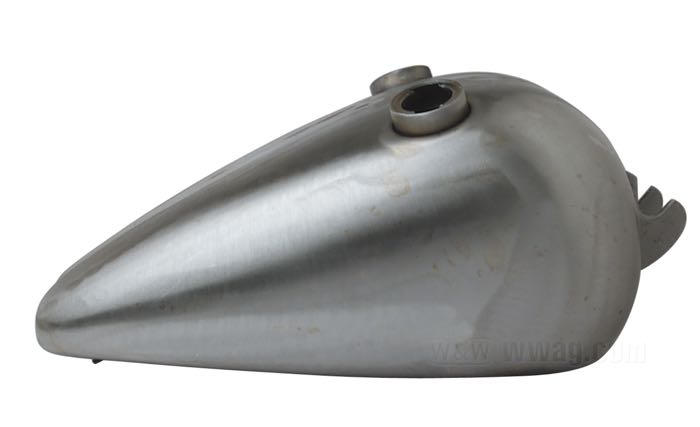 Depósito de gasolina »Quickbob«; apropiado para Big Twin de 4 marchas; acero; volumen: 17 l; tapón necesario: cierre de bayoneta 1955-1982 / 2 x ventilado; grifo de gasolina necesario: M22 x 1; peso bruto: 6.65 kg