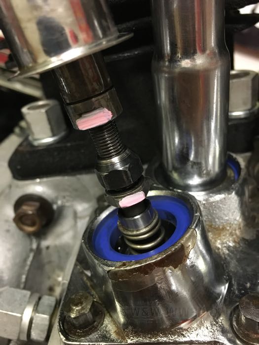 Juego de juntas »Tec Blue«; para Tubos de varilla; apropiado para Panhead 1948-1965, Shovelhead 1966-early 1979; silicona, azul; reemplaza OEM HD 17955-36 y 17955-48; peso bruto: 20 g