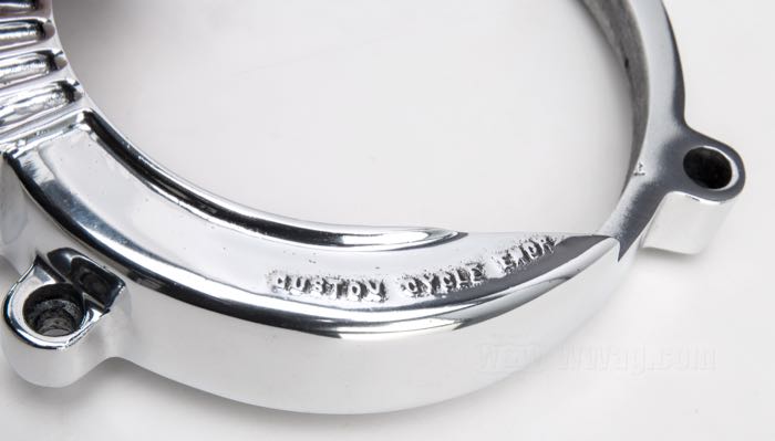 Cover by Chopper Dave’s; for Alternator; fits Shovelhead and Evolution Big Twins 1970-1999; cast aluminum, polished; with hardware; gross weight: 921 g
