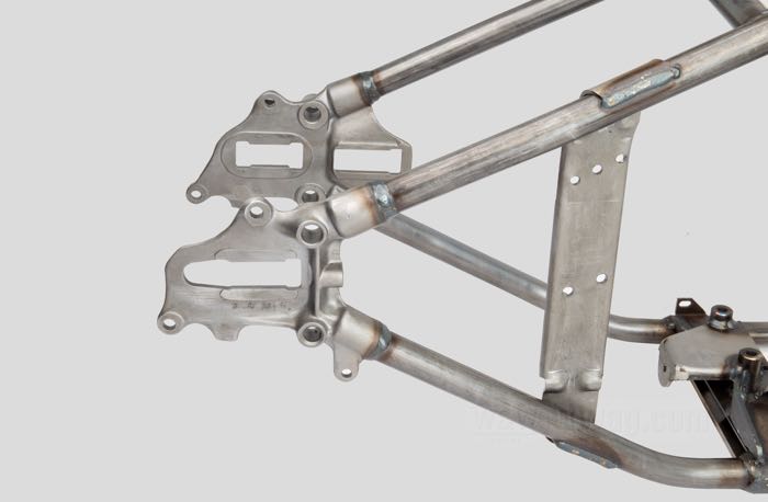 Telaio rigido »Wishbone« di VG Classic Frames & Parts; atto per Panhead 1949-1951; acciaio / ghisa sferoidale, naturale; rake: 30 °; rimpiazza OEM HD 47000-40A; Paesi Bassi; peso lordo: 37 kg