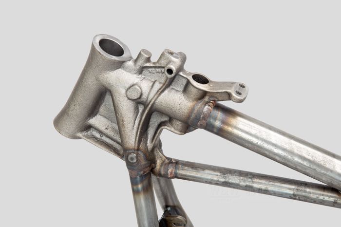 Telaio rigido »Wishbone« di VG Classic Frames & Parts; atto per Panhead 1949-1951; acciaio / ghisa sferoidale, naturale; rake: 30 °; rimpiazza OEM HD 47000-40A; Paesi Bassi; peso lordo: 37 kg