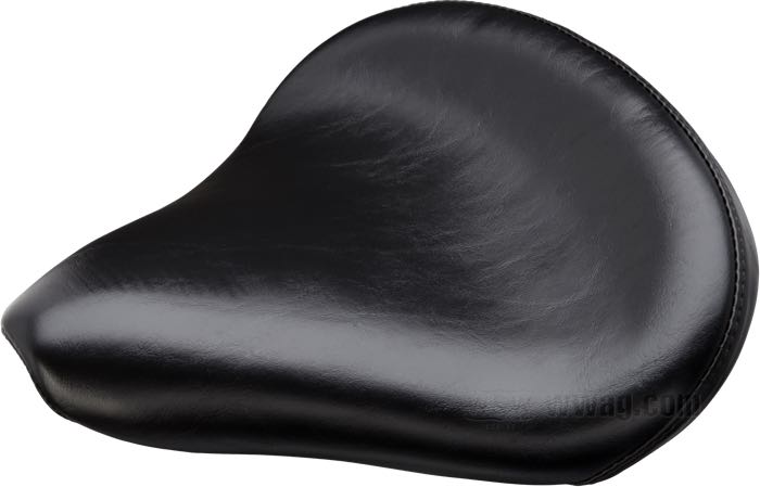 Monosella »Buddy Boy Large« di Le Pera; similpelle, nero, liscio; L x L x A: 345 x 345 x 40 mm; distanza delle molle o perni di fissaggio: 187 mm; con staffa universale, vite, 3 dadi; U.S.A.; peso lordo: 2.76 kg