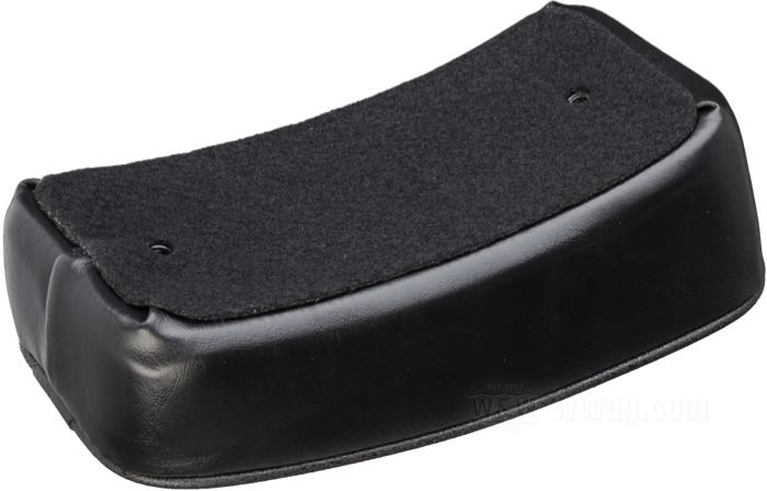 P-Pad »Small« von Le Pera; Kunstleder, schwarz, glatt, Gewinde in Grundplatte: 5/16”-18, Höhe: 6-7.5 cm; Länge x Breite: 26 x 13 cm; mit Keder; Abstand Federn bzw. Montagebolzen: 160 mm; USA; Bruttogewicht: 541 g