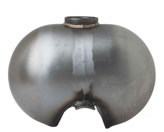 Gas tank »Captain America« by Paughco; steel, bare; volume: 8.5 l; required gas cap: cam-style 1955-1982; required petcock: 2 x 1/4” NPT; gross weight: 3.9 kg